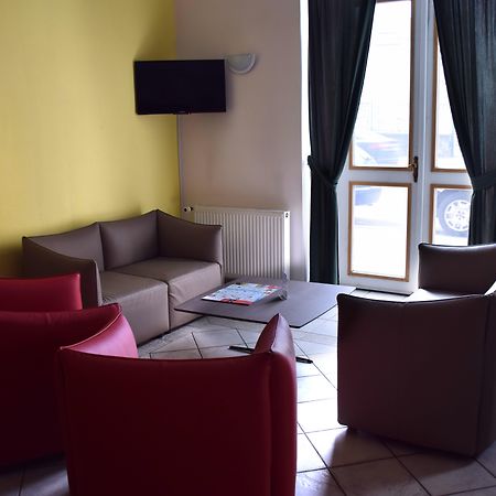 Hotel Residence Select Прага Екстериор снимка