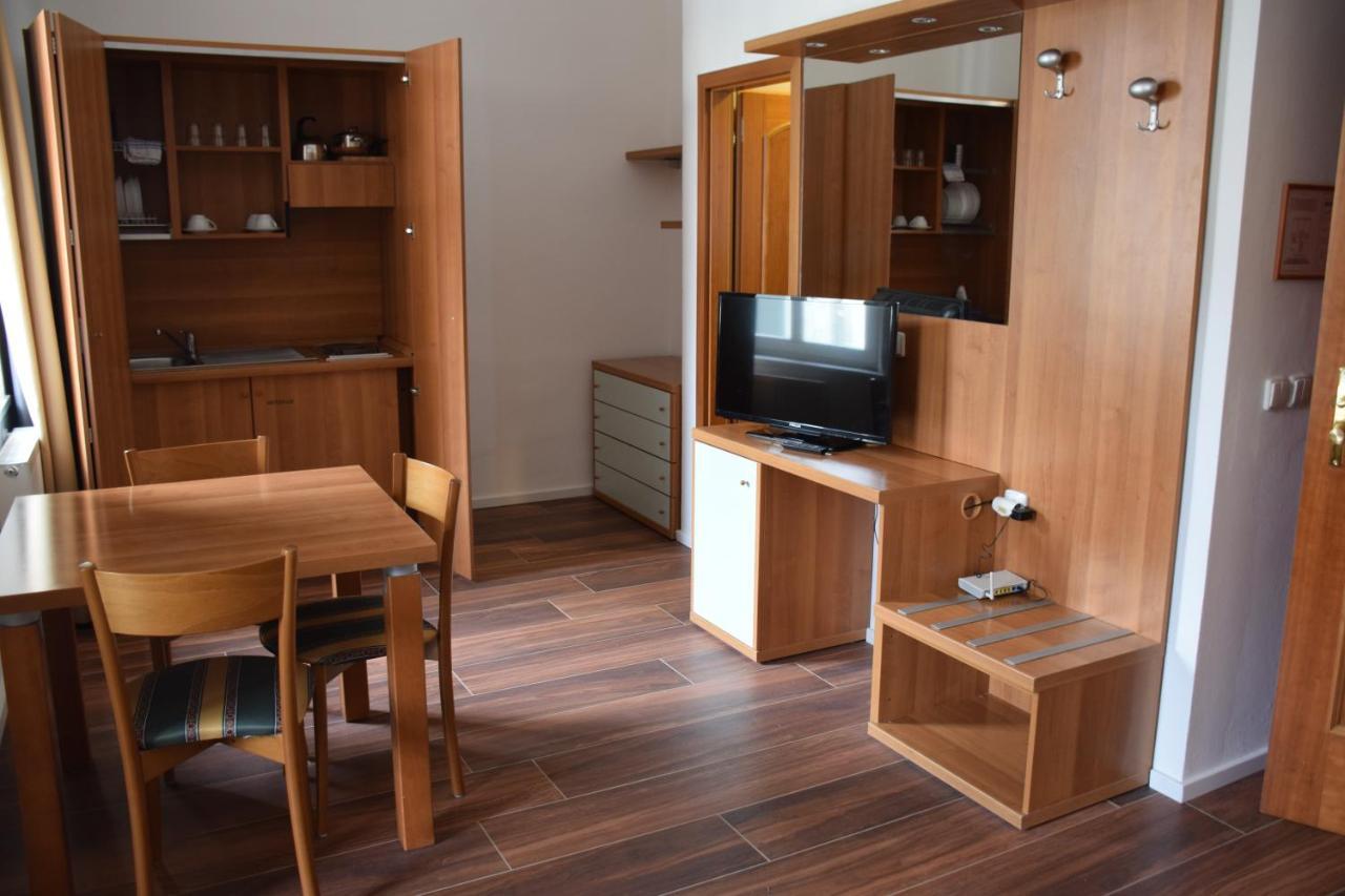 Hotel Residence Select Прага Екстериор снимка