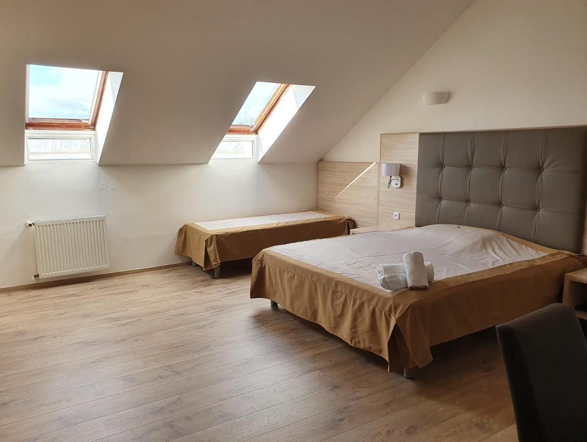 Hotel Residence Select Прага Екстериор снимка