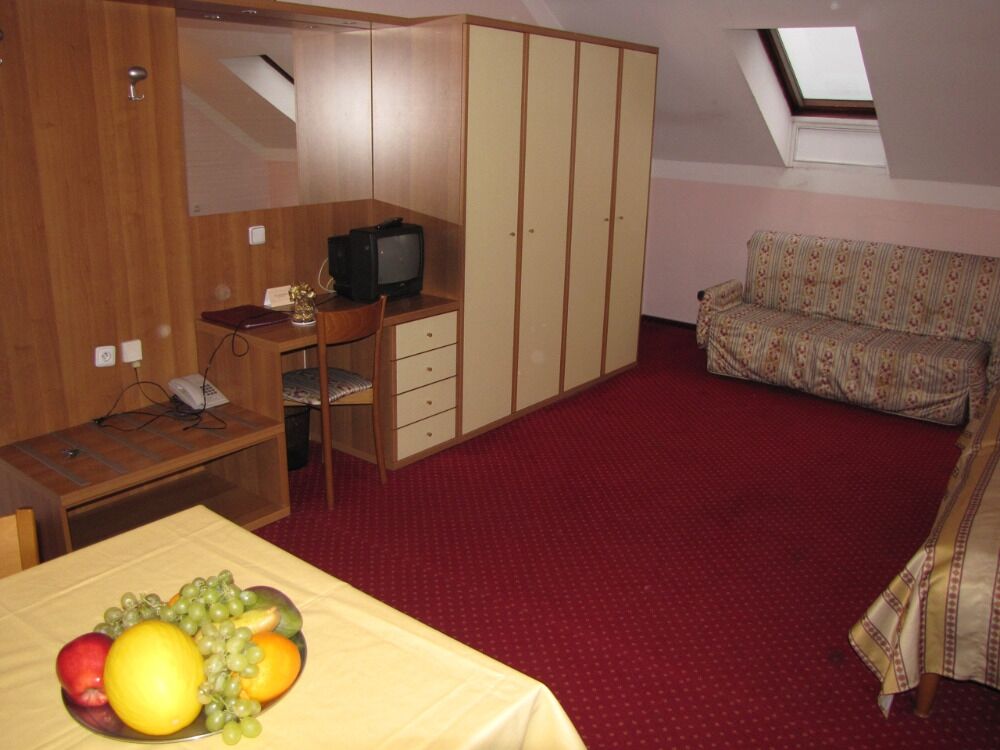 Hotel Residence Select Прага Екстериор снимка