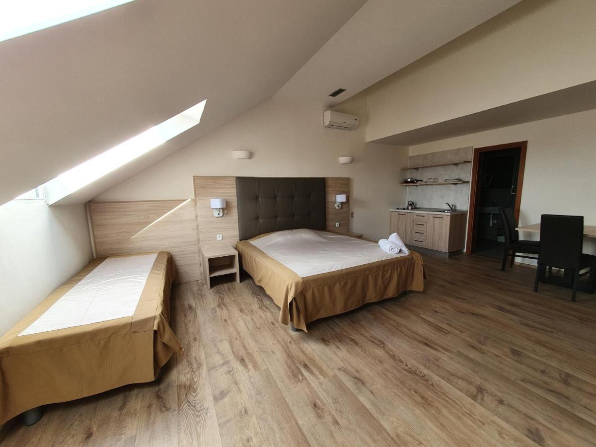 Hotel Residence Select Прага Екстериор снимка